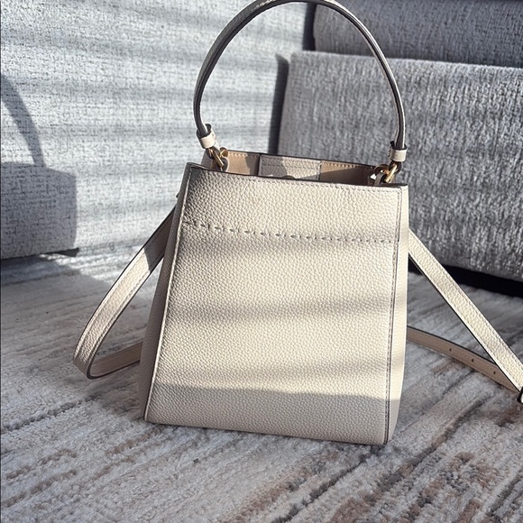 Tory Burch Small McGraw Bag - Picture 5 of 12